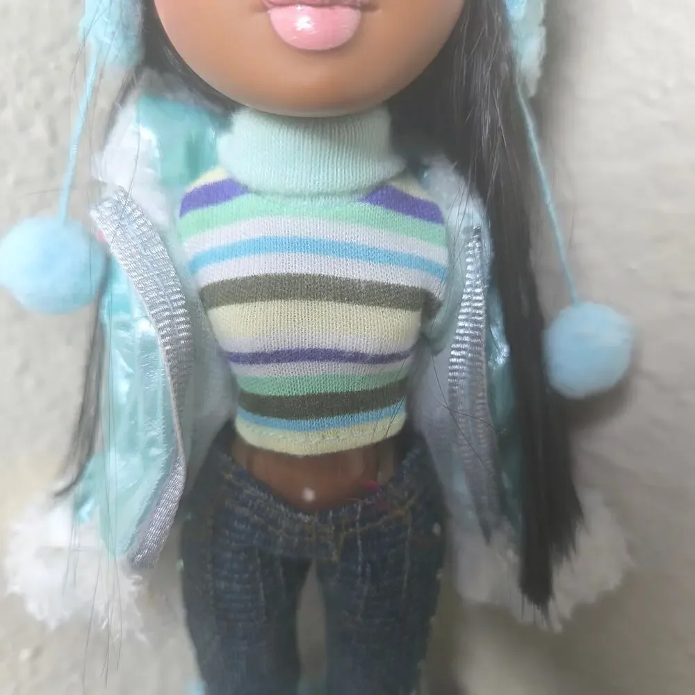 Vintage 2003 Bratz Wintertime Wonderland Sasha Doll Original Clothes Accessories